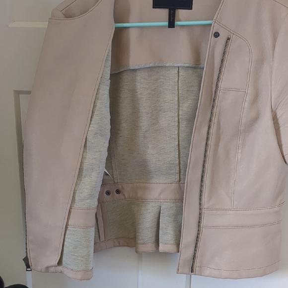 BCBGMaxAzria Tan Leather Jacket Asymmetrical Zipper - Picture 3 of 7